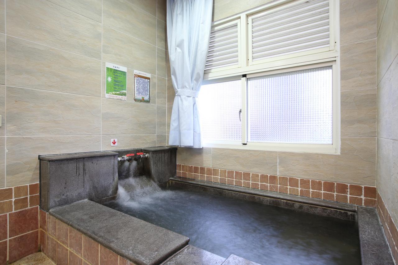 Cyuan Tang Hot Spring Hotel Jiaoxi Eksteriør bilde