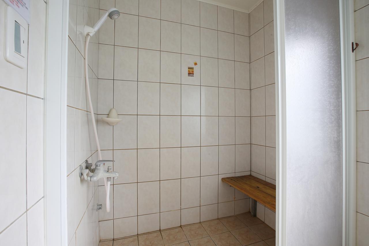Cyuan Tang Hot Spring Hotel Jiaoxi Eksteriør bilde
